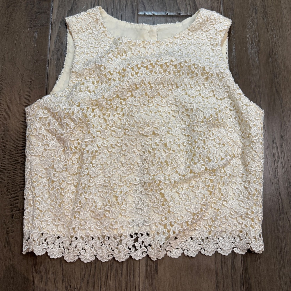 Vintage GIUSEPPE COLLECTION Ivory Lace Overlay Sleeveless Top Button Back Size 4